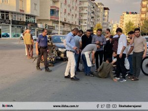 Otomobil ile motosiklet çarpıştı: Bir yaralı 