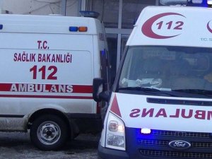 Çorumda öğrenci servisi kaza yaptı: 15 yaralı  