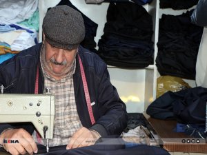 Yarım asırlık terzi mesleği sürdürebilecek çırak bulamıyor  