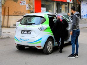 Diyarbakırda 65 yaş ve üzeri vatandaşlara ücretsiz Sosyal Taksi hizmeti  