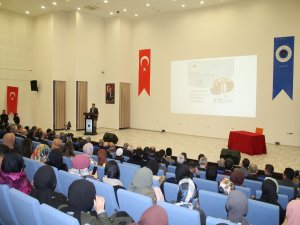 BATÜde Çağımızda Mevlanayı Yeniden Okumak konulu konferans düzenlendi  