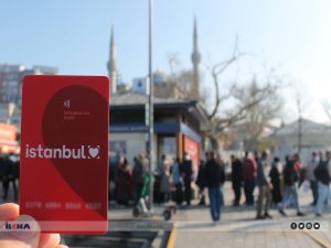 İstanbulkart noktalarında kişiselleştirme kuyruğu  