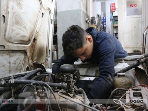 Sahte motor yağları araçlara ciddi hasar verebilir  