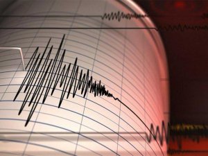 Kahramanmaraşta 7.4 büyüklüğünde deprem 