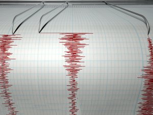 AFAD, Kahramanmaraştaki depremin büyüklüğünü revize etti: 7,7 