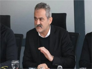 Bakan Özer: 5 bin 836 öğrencimiz nakil yaptı