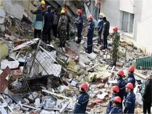 Sağlık Bakanı Koca: Hiçbir deprem ilinde salgın hastalık yok