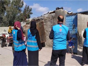 Akçakale’de ihtiyaç sahiplerine Ramazan kolisi dağıtıldı  