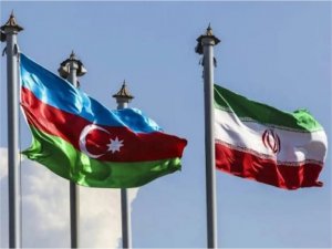 Azerbaycan, İranlı diplomatları istenmeyen kişi ilan etti 