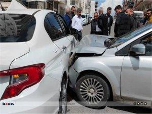 Batmanda maddi hasarlı trafik kazası meydana geldi  