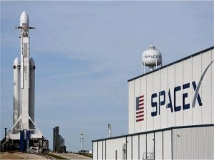 SpaceX, uzaya 21 adet Starlink uydusu fırlattı 