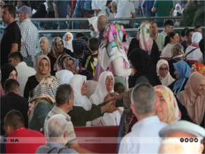 Hacı adayları: Kelimelerin kifayetsiz kaldığı bir anı yaşamaktayız  