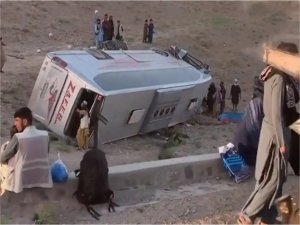 Afganistanda trafik kazaları: 33 ölü 