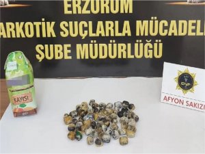 İrandan gelen yolcunun iç organlarında uyuşturucu madde tespit edildi  