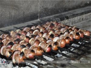 Kış aylarının vazgeçilmez lezzeti: Soğan kebabı  