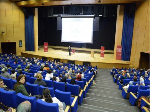 “Terapistin Mevlana Olsaydı” söyleşisi gerçekleşti  