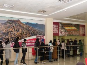 MBB Üniversite Öğrencilerine Yemek Desteğini Sürdürüyor 