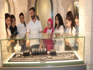 Midyat’ta açılan Dünyanın ilk Telkâri Müzesi’ne Ziyaretçi Akını