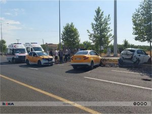 Diyarbakırda trafik kazası: 2 hafif yaralı 