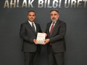 Sanayi ve Teknoloji Bakanı Mehmet Fatih Kaçır’dan MAÜ Rektörüne Ziyaret