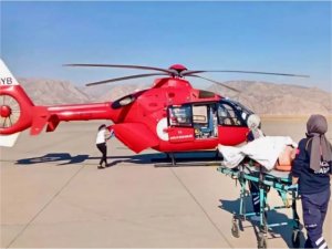 Şırnakta 26 yaşındaki hasta ambulans helikopterle Diyarbakıra sevk edildi 