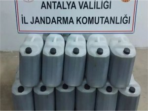 Antalyada 6 bin litre sahte zeytinyağı ele geçirildi  