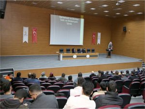 Siirt Üniversitesinde Semerkand ve Buhara seyahat notları paneli düzenlendi  