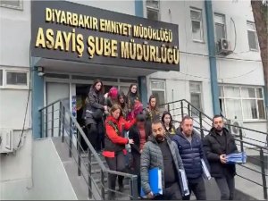 Diyarbakırda bohçacı kılığındaki hırsızlık şebekesine operasyon: 14 tutuklama  