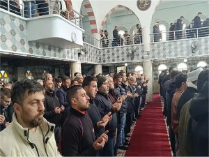 Siirt’te cuma namazı sonrası yağmur için dua edildi  