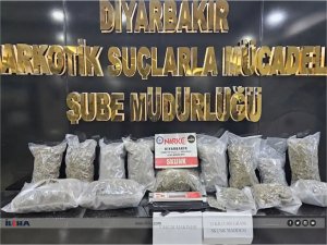 ​​​​​​​Diyarbakırda 161 kilogram uyuşturucu madde ele geçirildi 